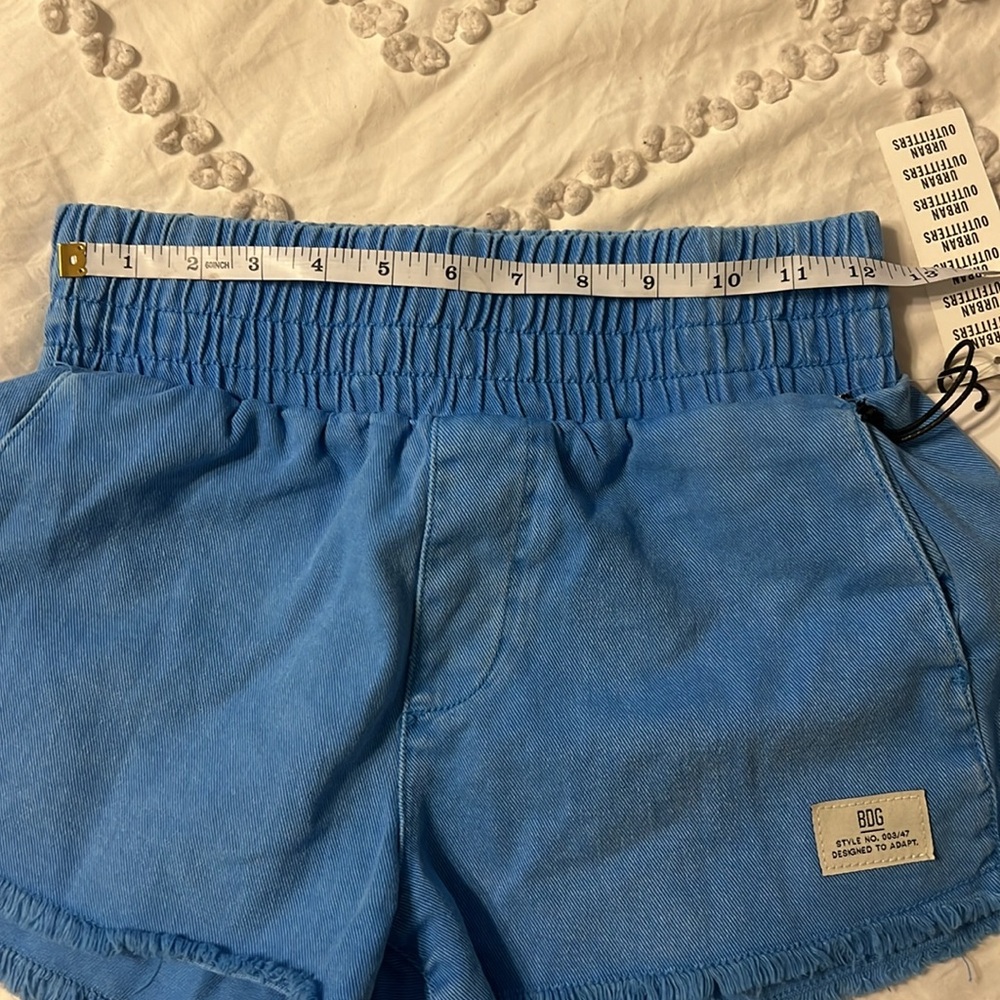 BDG Urban Outfitters Blue High-Rise Denim Shorts Frayed Hem – Size S – NWT - Picture 6 of 10